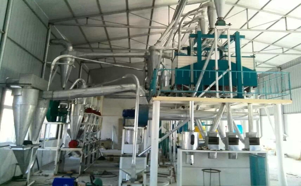 玉米糝加工設(shè)備